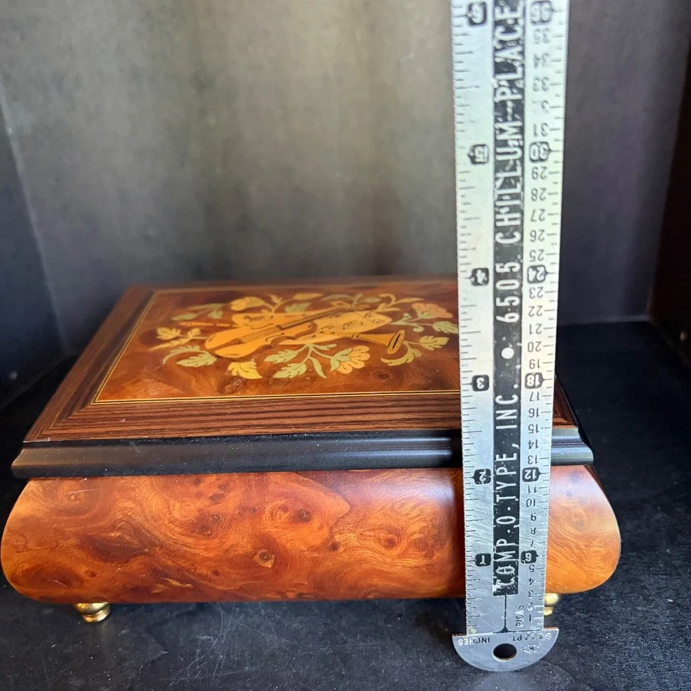Unbranded vintage italian